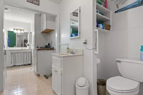 Bath - 2035 Skyview Dr, Centerville, TN 37033 photo 1 of 5