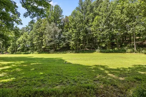 Exterior - 2035 Skyview Dr, Centerville, TN 37033 photo 14 of 25