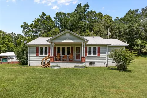 2035 Skyview Dr, Centerville, TN 37033