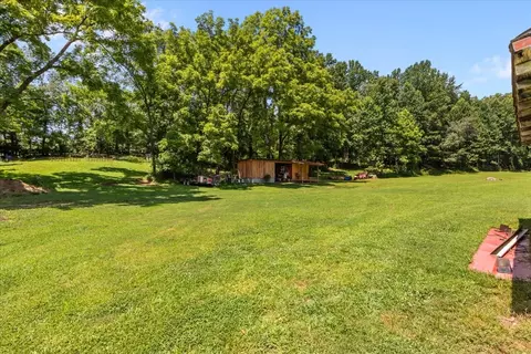 Exterior - 2035 Skyview Dr, Centerville, TN 37033 photo 19 of 25