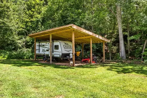 Exterior - 2035 Skyview Dr, Centerville, TN 37033 photo 12 of 25