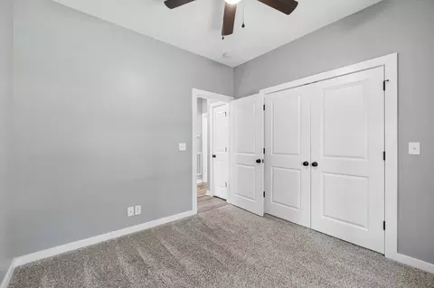 Bedroom - 567 Mcelhiney Rd, Dickson, TN 37055 photo 4 of 6