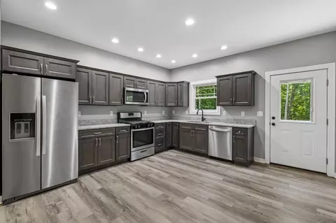 Kitchen - 567 Mcelhiney Rd, Dickson, TN 37055 photo 1 of 3