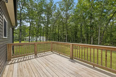 Exterior - 567 Mcelhiney Rd, Dickson, TN 37055 photo 4 of 9