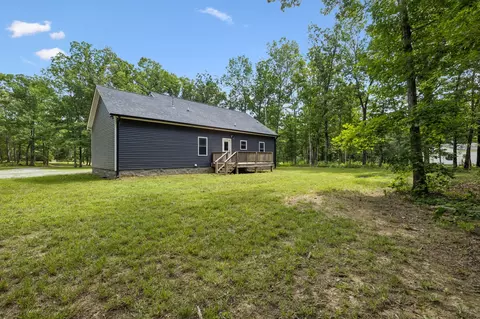 Exterior - 567 Mcelhiney Rd, Dickson, TN 37055 photo 6 of 9