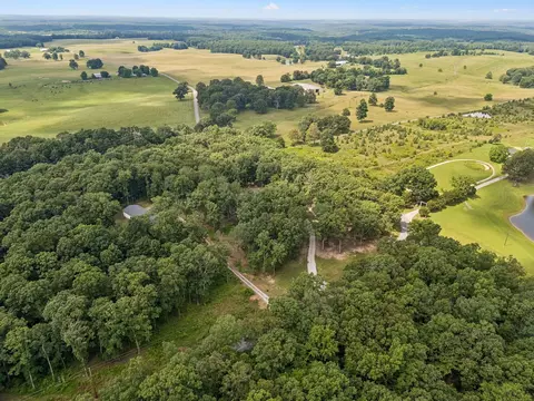 View/Area - 567 Mcelhiney Rd, Dickson, TN 37055 photo 3 of 6