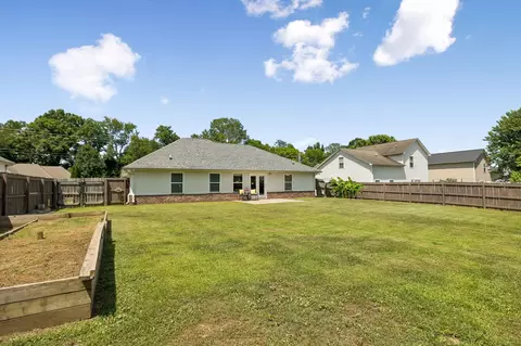 Exterior - 2037 Sparrow St, Spring Hill, TN 37174 photo 8 of 8