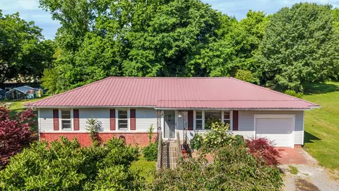 2414 Howell St SE, Cleveland, TN 37323