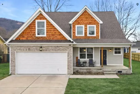 157 Willow Creek Dr, Soddy Daisy, TN 37379
