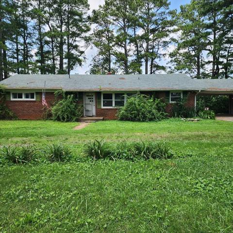 1202 N Main St, Saint Joseph, TN 38481