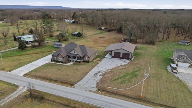 667 Pete Sain Rd, Manchester, TN 37355