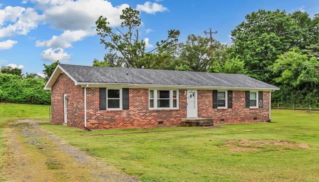 101 Morningside Dr, Clarksville, TN 37042