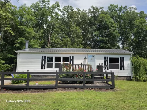 1361 Lakeshore Dr, Beechgrove, TN 37018