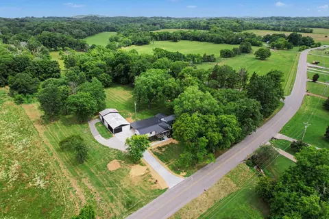305 Martha Leeville Rd, Lebanon, TN 37090