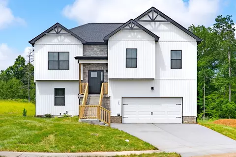 201 Dewberry Ct, Clarksville, TN 37042