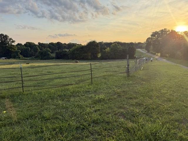 566 Locke Bend Rd, Mcminnville, TN 37110