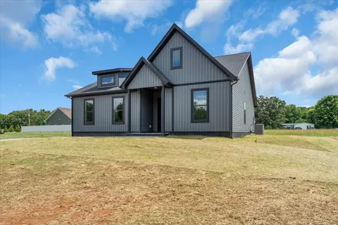 1459 Smartt Station Rd, Morrison, TN 37357 photo 1