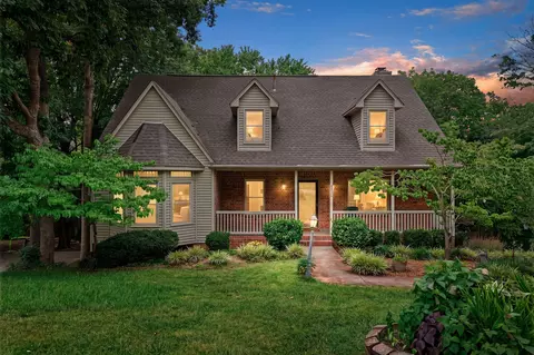 626 Knollwood Dr, La Vergne, TN 37086
