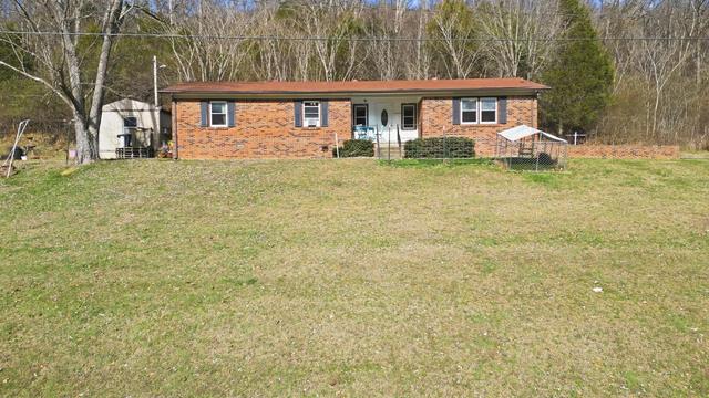 275 Lakeside Dr, Carthage, TN 37030