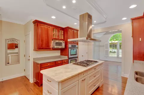 Kitchen - 9237 Leaf Brook Ln, Apison, TN 37302 photo 2 of 3