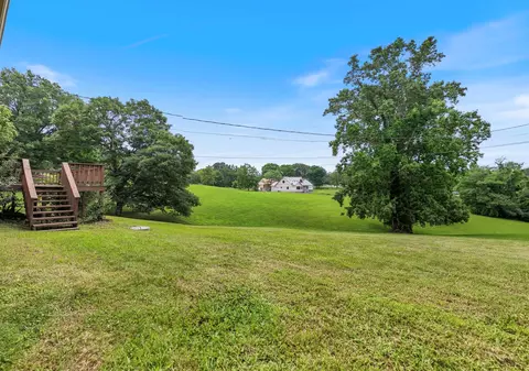 Exterior - 2054 Ridgecrest Cir, Dickson, TN 37055 photo 7 of 14