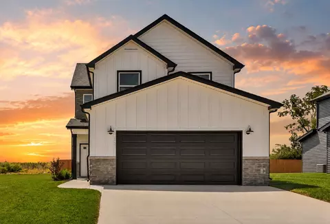 2697 Brewster Dr, Clarksville, TN 37042