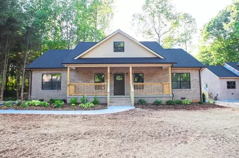 629 Crossvine Rd, Sparta, TN 38583
