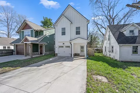 Exterior - 816 E Vine St, Murfreesboro, TN 37130 photo 3 of 12