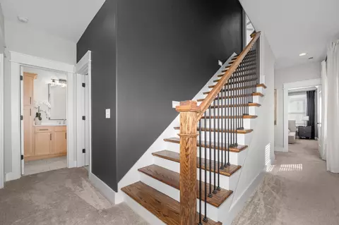 Entry Way - 816 E Vine St, Murfreesboro, TN 37130 photo 3 of 3