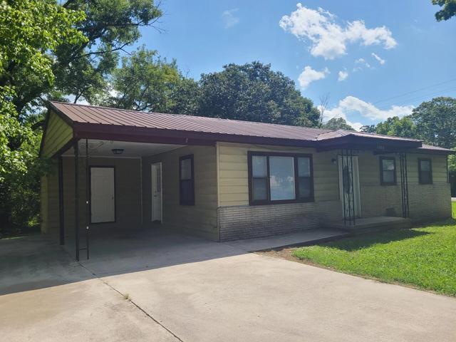 2000 Young Rd SE, Cleveland, TN 37323