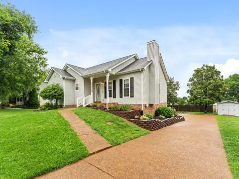 3708 Jay Ln, Spring Hill, TN 37174