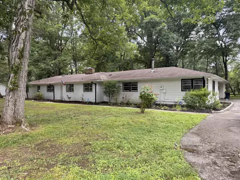 1003 Pickett Dr, Tullahoma, TN 37388