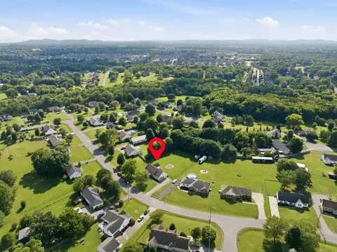 210 Stockton Dr, Murfreesboro, TN 37128