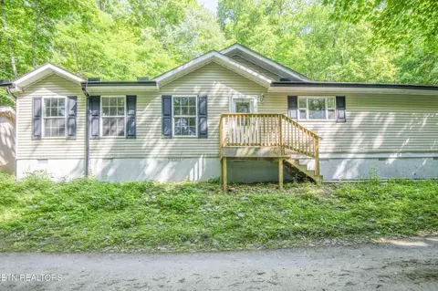 545 E Brushy Valley Dr, Powell, TN 37849