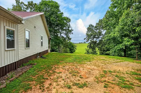 Exterior - 211 Arizona Ln, Walling, TN 38587 photo 11 of 18