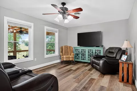Living - 211 Arizona Ln, Walling, TN 38587 photo 1 of 1