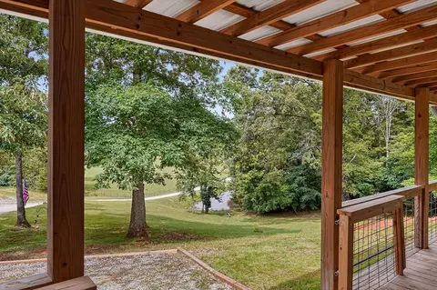 Exterior - 211 Arizona Ln, Walling, TN 38587 photo 8 of 18