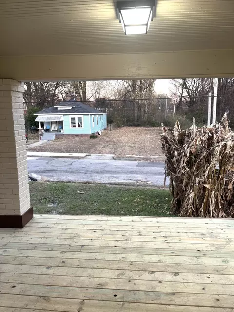 1165 Cannon St, Memphis, TN 38106