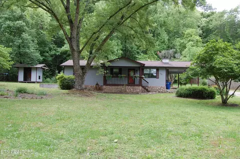 763 Blockhouse Valley Rd, Clinton, TN 37716