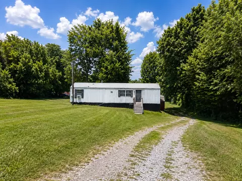 8077 Golf Club Rd, Mount Pleasant, TN 38474