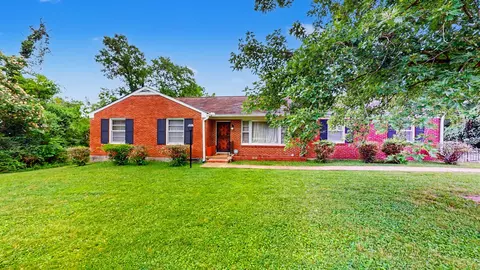 1223 Westchester Dr, Nashville, TN 37207