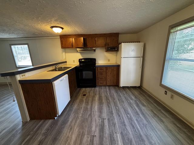5724 Dickens Hill Rd, Bradyville, TN 37026