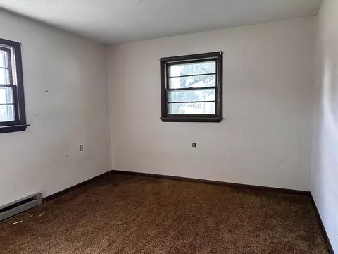 Bedroom - 817 Irvin Ln, Loretto, TN 38469 photo 2 of 3