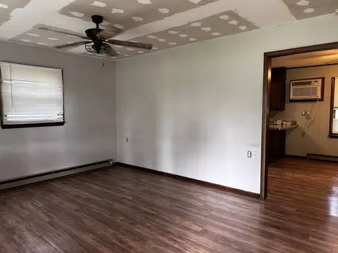 Living - 817 Irvin Ln, Loretto, TN 38469 photo 1 of 2