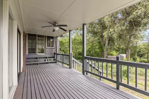 Exterior - 2209 Ruth St, Springfield, TN 37172 photo 5 of 9