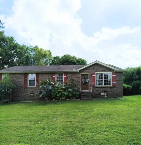 2903 Felts Ln, Springfield, TN 37172