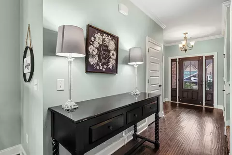 Entry Way - 4835 Conquer Dr, Murfreesboro, TN 37128 photo 2 of 4
