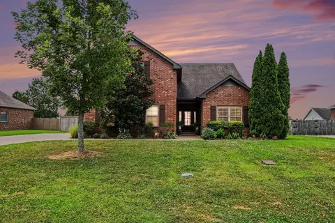 4835 Conquer Dr, Murfreesboro, TN 37128