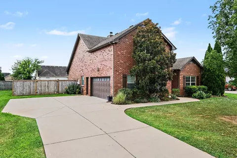 Exterior - 4835 Conquer Dr, Murfreesboro, TN 37128 photo 2 of 4