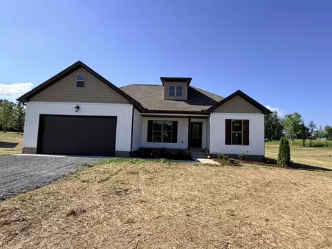 1301 Vickie Ln, Portland, TN 37148